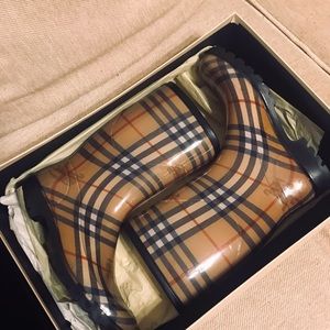 Burberry Nova Check Rainboots